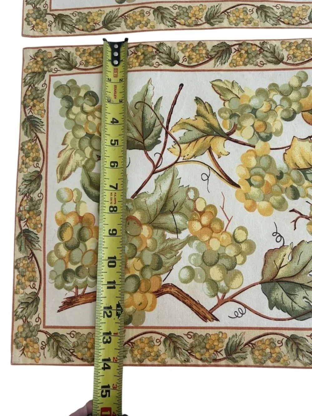 Couleur Nature? Placemat Paris Set 4 Yellow Green French Country Vineyard Grapes